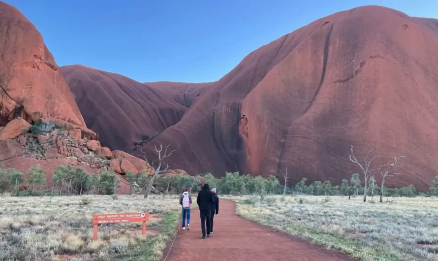 Is Uluru a Meteorite?